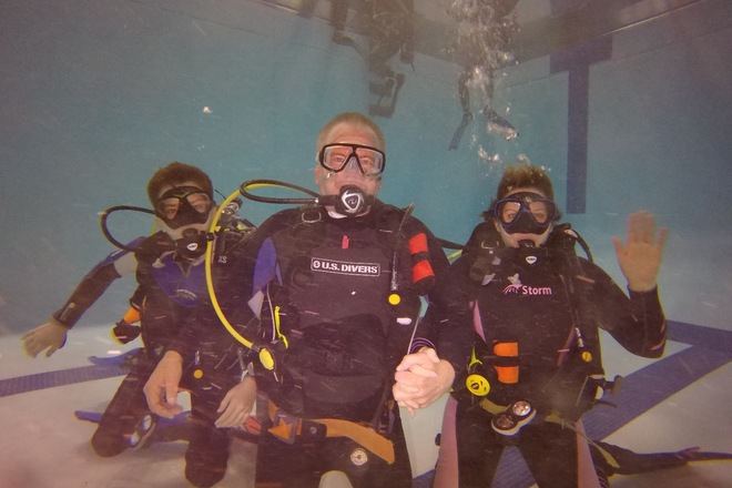 Rena's SCUBA School and Travel