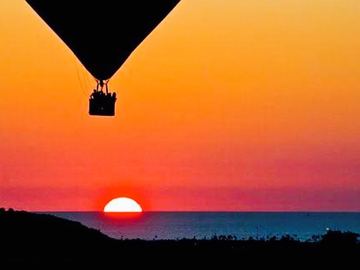 Offering: Del Mar Sunset Private Balloon
